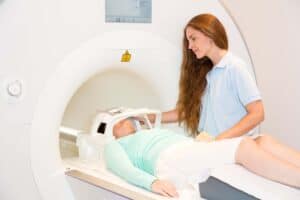 כמה זמן אורכת בדיקת MRI ראש